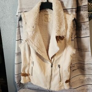 Altar'd State Cream Shearling Vest with Zipper Accents